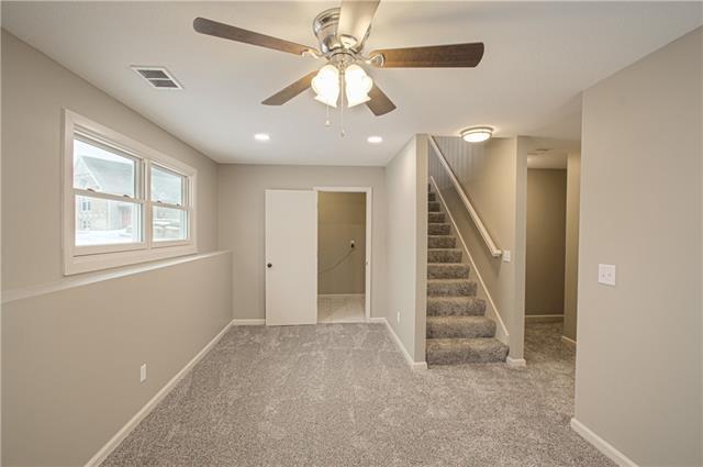 Building Photo - 3829 N 123rd Terrace