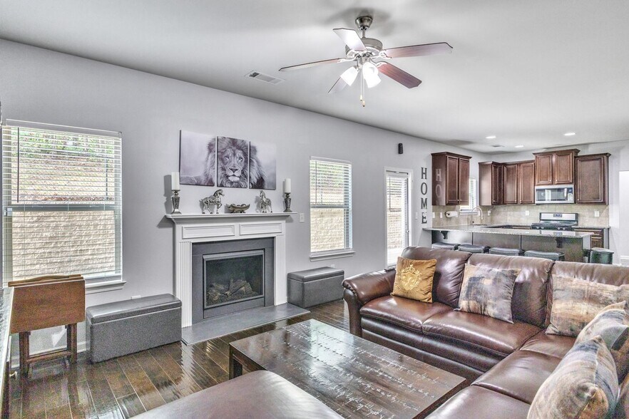 Building Photo - 87 Wedge Wood Way