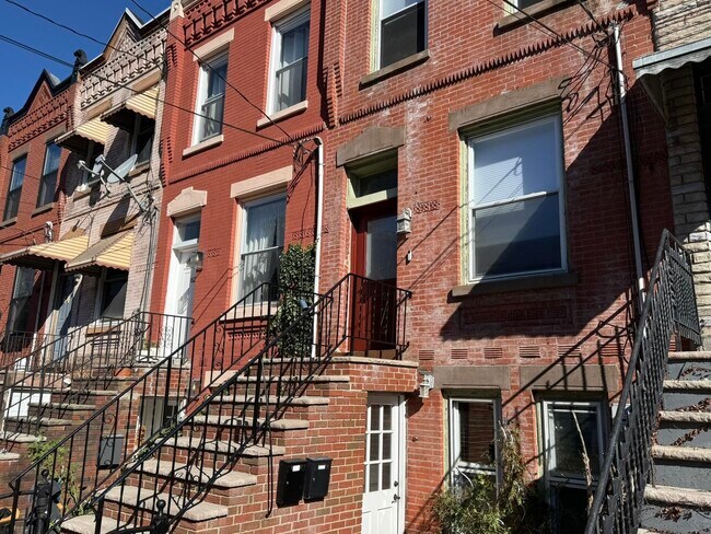 Building Photo - 60 Astor Pl