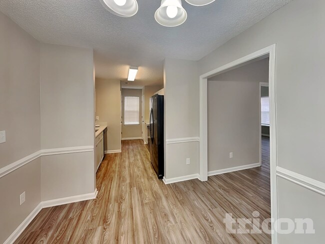 Building Photo - 3052 Westwinds Ct