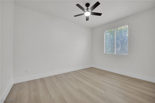 Building Photo - 3027 Panorama Ridge Dr