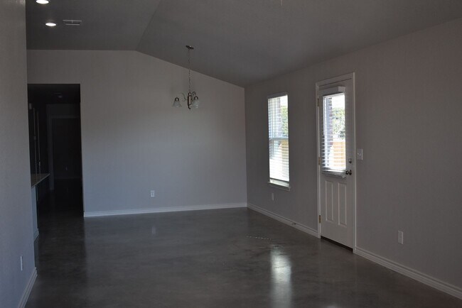Building Photo - 1811 Ute Trail