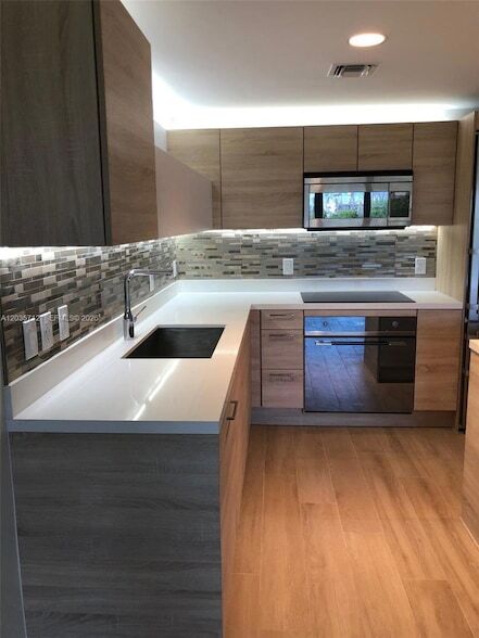 Building Photo - 16385 Biscayne Blvd