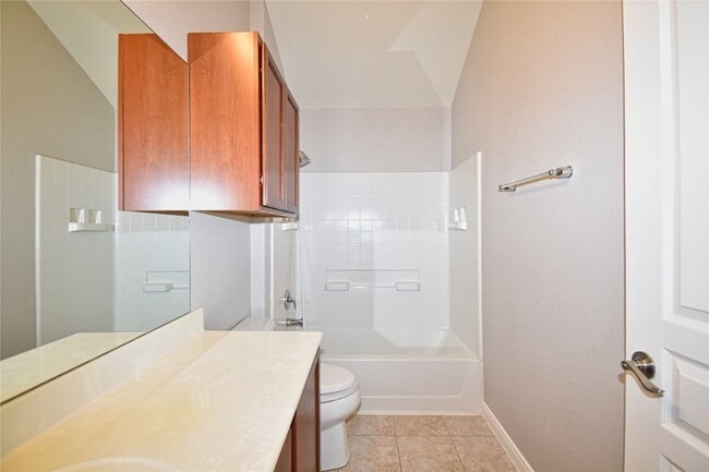 Building Photo - 4527 Ferndale Meadows Dr