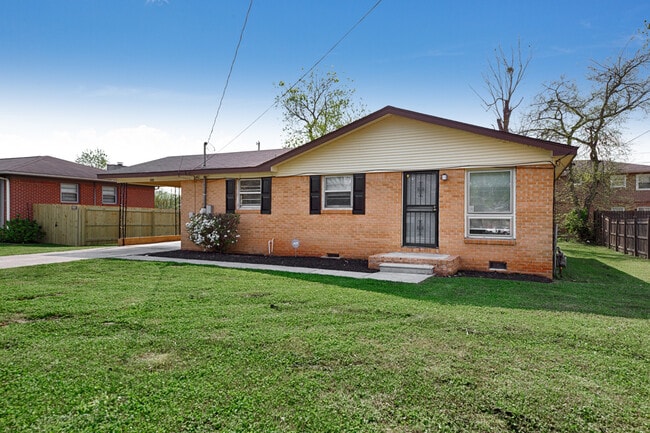 Building Photo - 4318 Balwin Dr SW