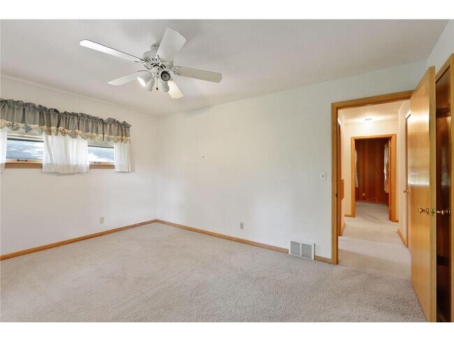 Building Photo - 5233 Danens Dr