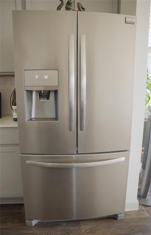 Building Photo - 4605 Tully Dr