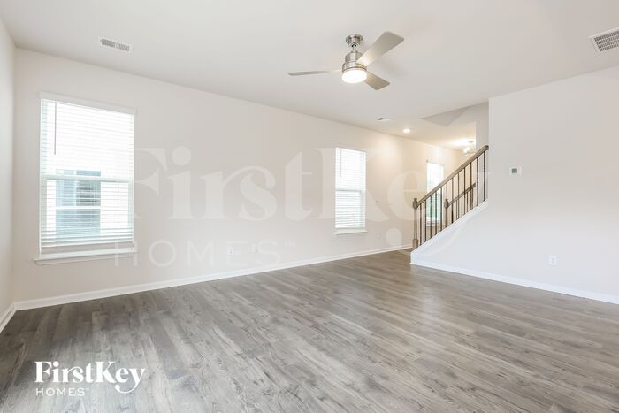 Building Photo - 717 Ridgemoor Trl