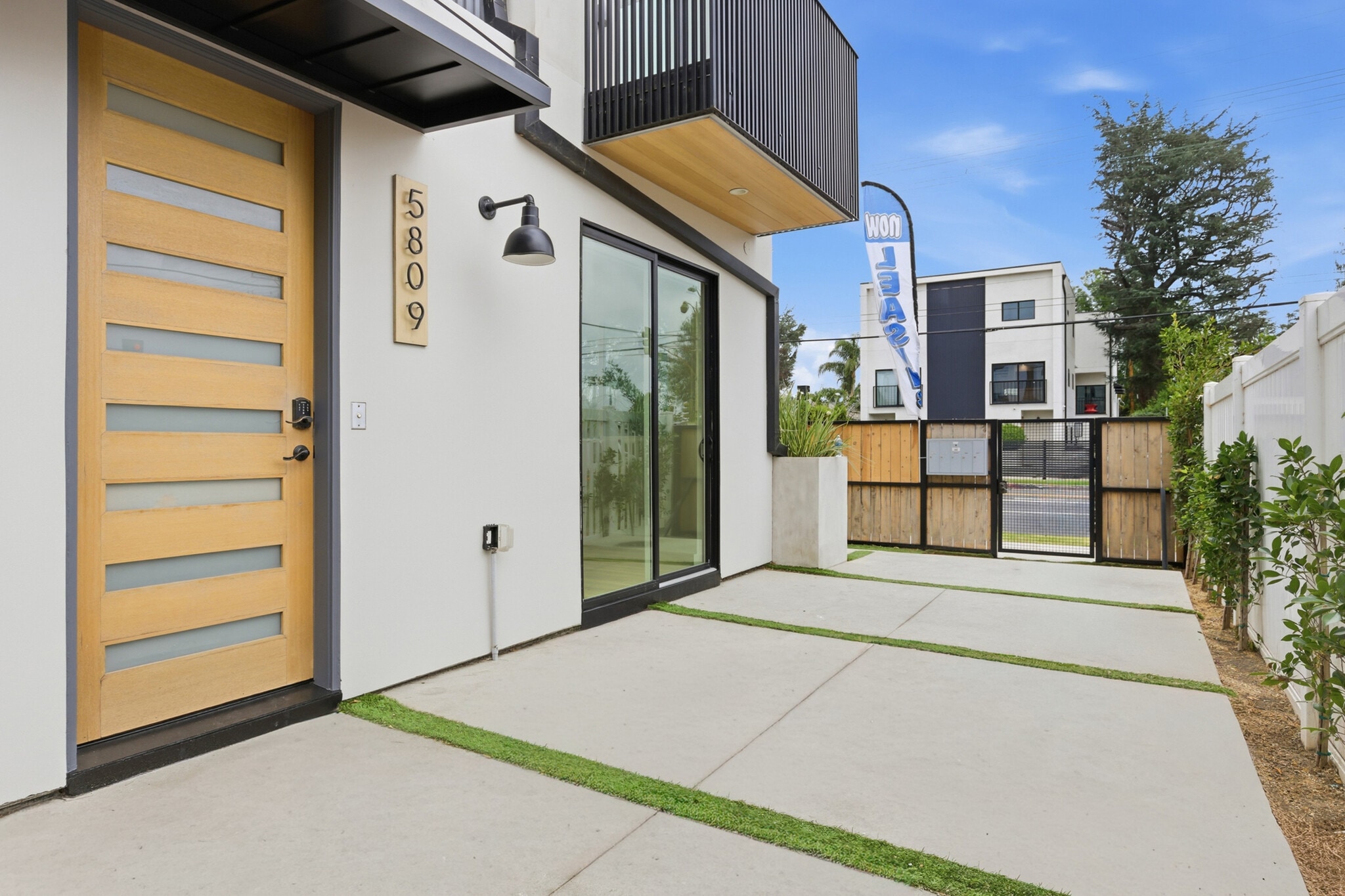 Building Photo - 5809 Kester Ave