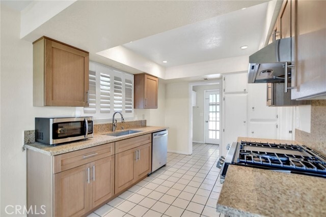 Building Photo - 744 Caballo Ave