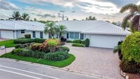 Building Photo - 5721 Bayview Dr