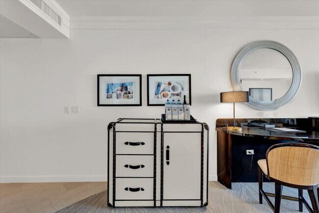 Building Photo - 4391 Collins Ave