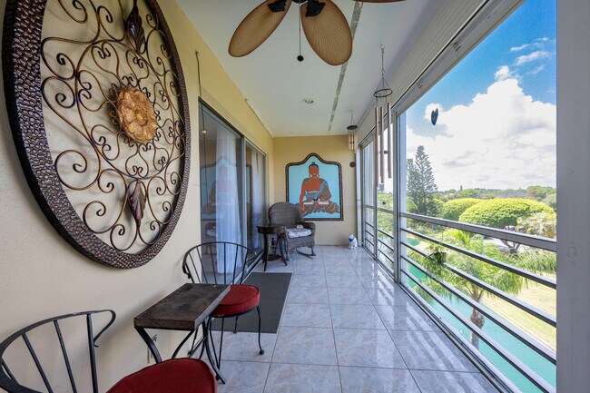 Building Photo - 300 Waterway Dr S