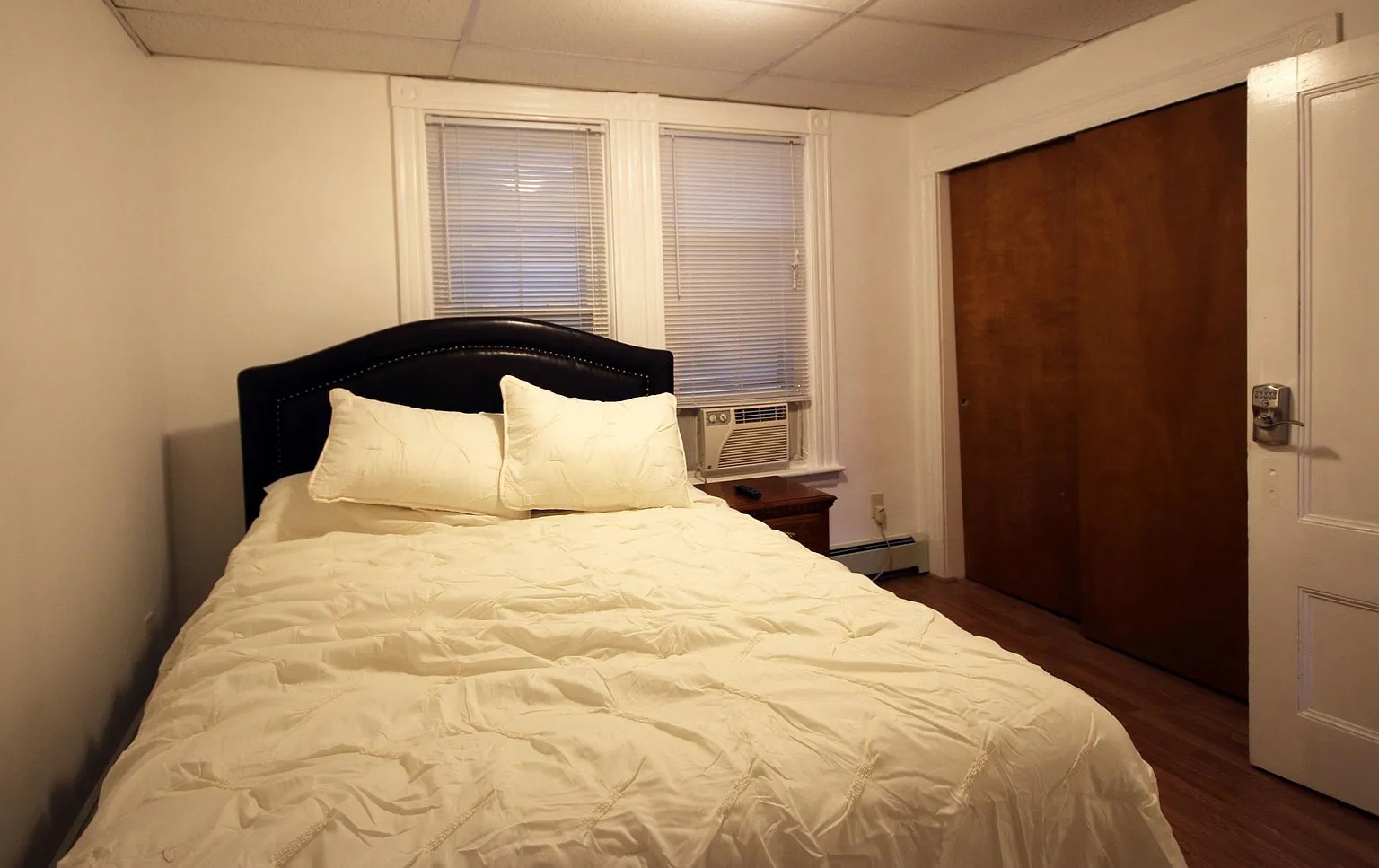 Building Photo - 105 Leyden St