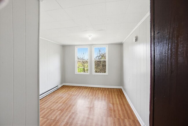 Building Photo - 11494 New Garden Rd