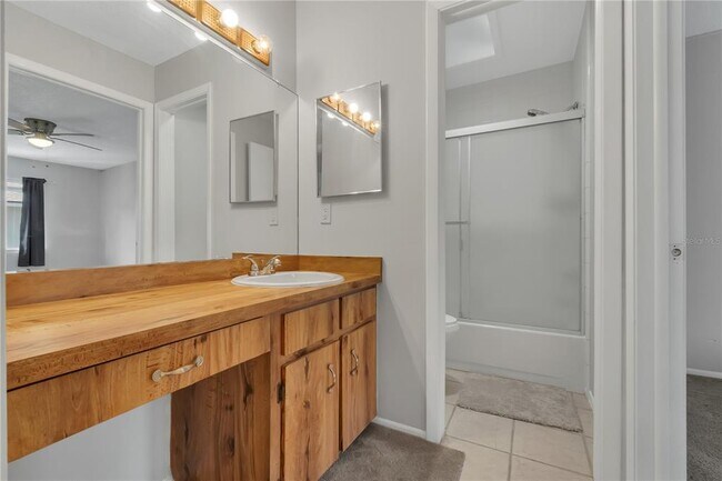 Building Photo - 4682 Pheasant Run Dr