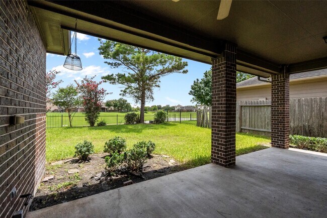 Building Photo - 21507 Bedias Creek Dr