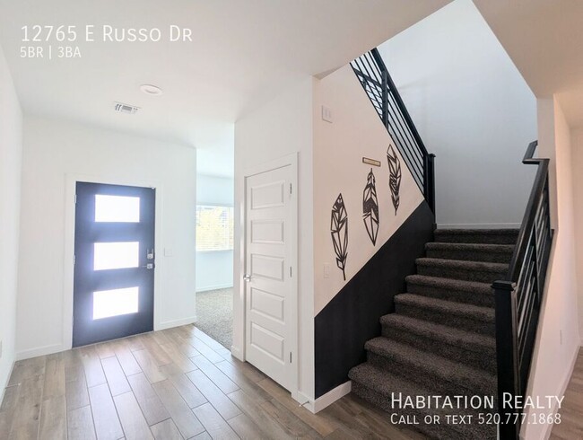 Building Photo - 12765 E Russo Dr