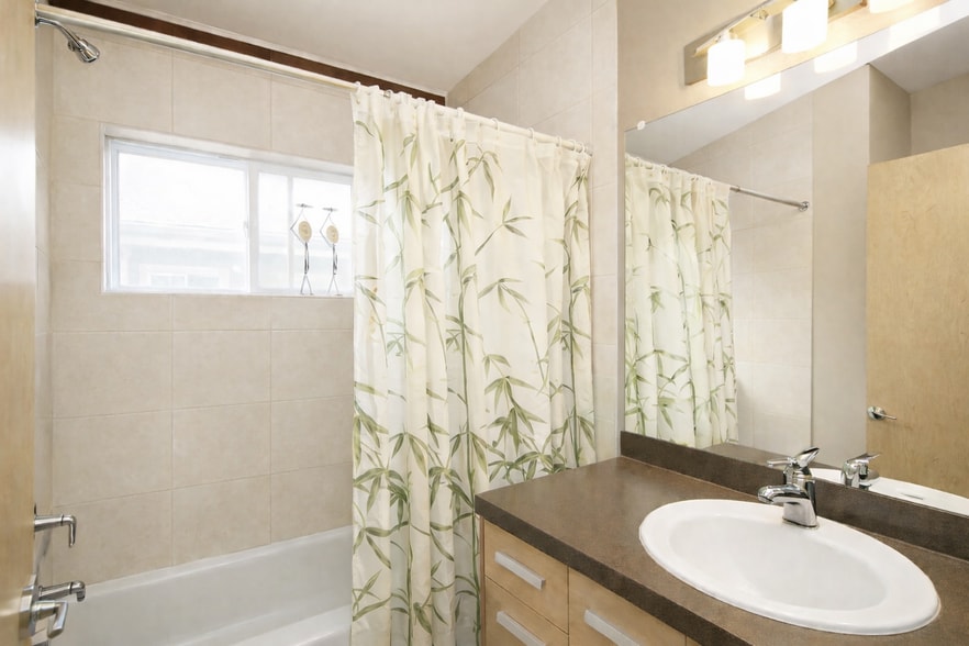 Second Bathroom - 3342 Tejon St