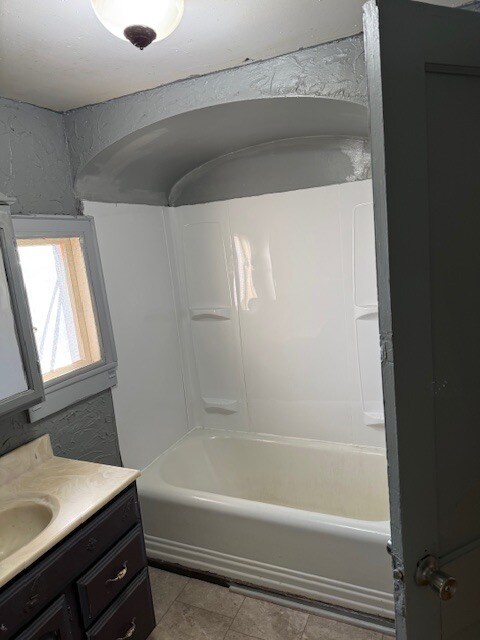 Building Photo - 308 Leap St