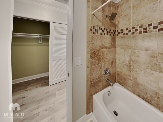 Building Photo - 3124 Heathstead Place