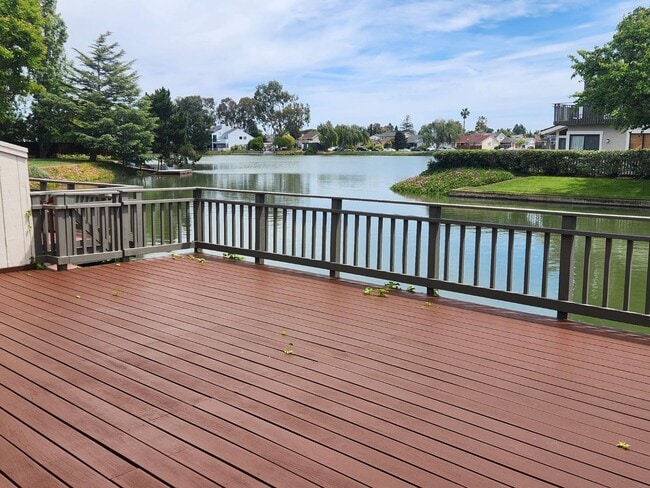 Building Photo - 626 Marlin Ct