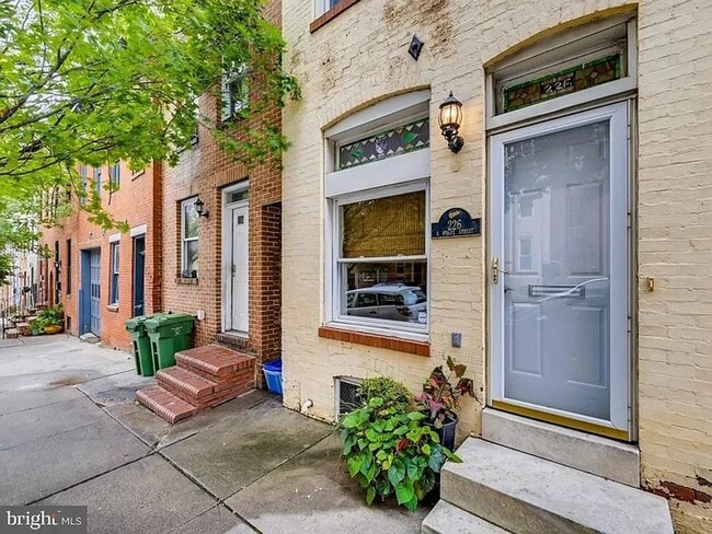 Primary Photo - Charming Renovated Home in Prime Upper Fel...