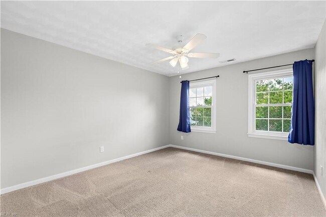 Building Photo - 5120 Eagle Run Rd