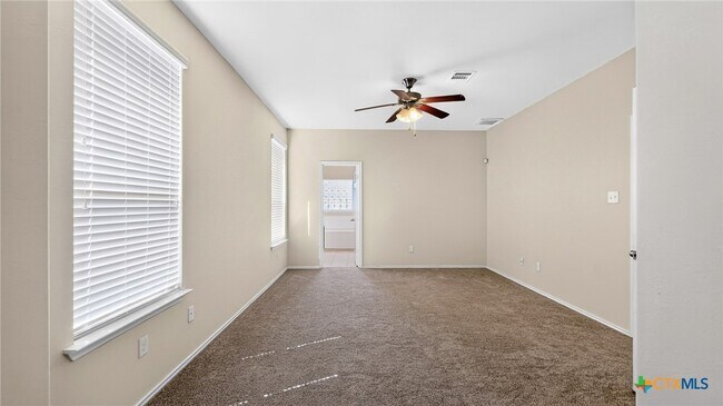 Building Photo - 3403 Cricklewood Drive