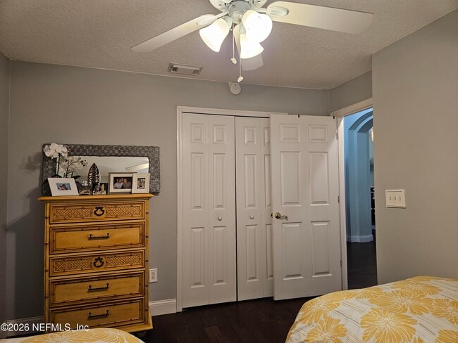 Building Photo - 216 Salt Grass Ct