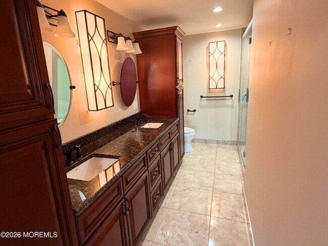 Building Photo - 525 Ocean Blvd