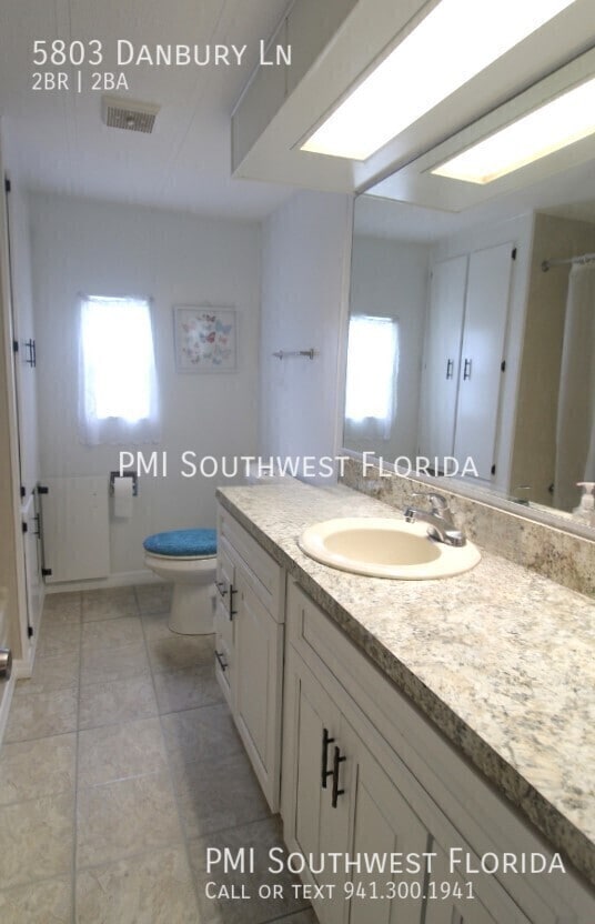 Building Photo - 5803 Danbury Ln