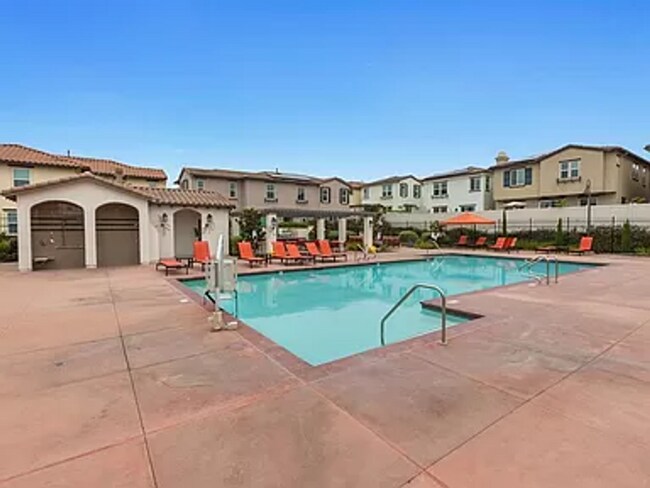 Building Photo - Beautiful, Partially Furnished Oceanside Home