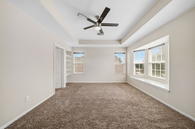 Building Photo - 2415 Cloudy Bay Dr