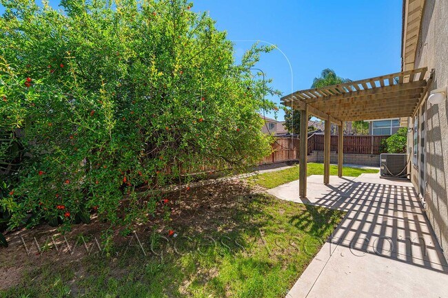 Building Photo - 27090 Adelanto Dr