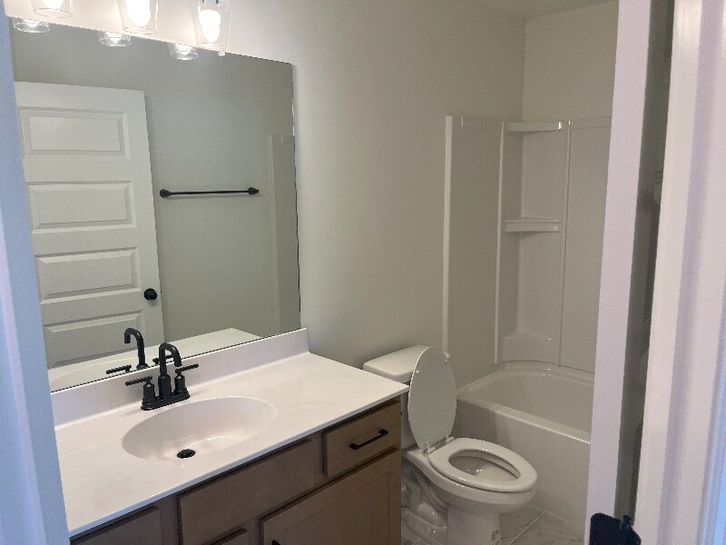 Building Photo - 244 Holywell Dr