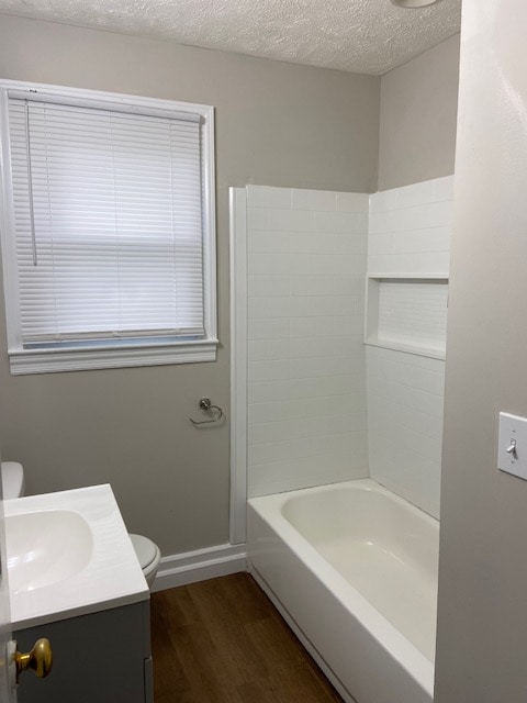 Building Photo - 630 Crestland Ave