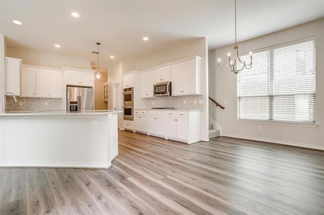 Building Photo - 4536 St James Dr