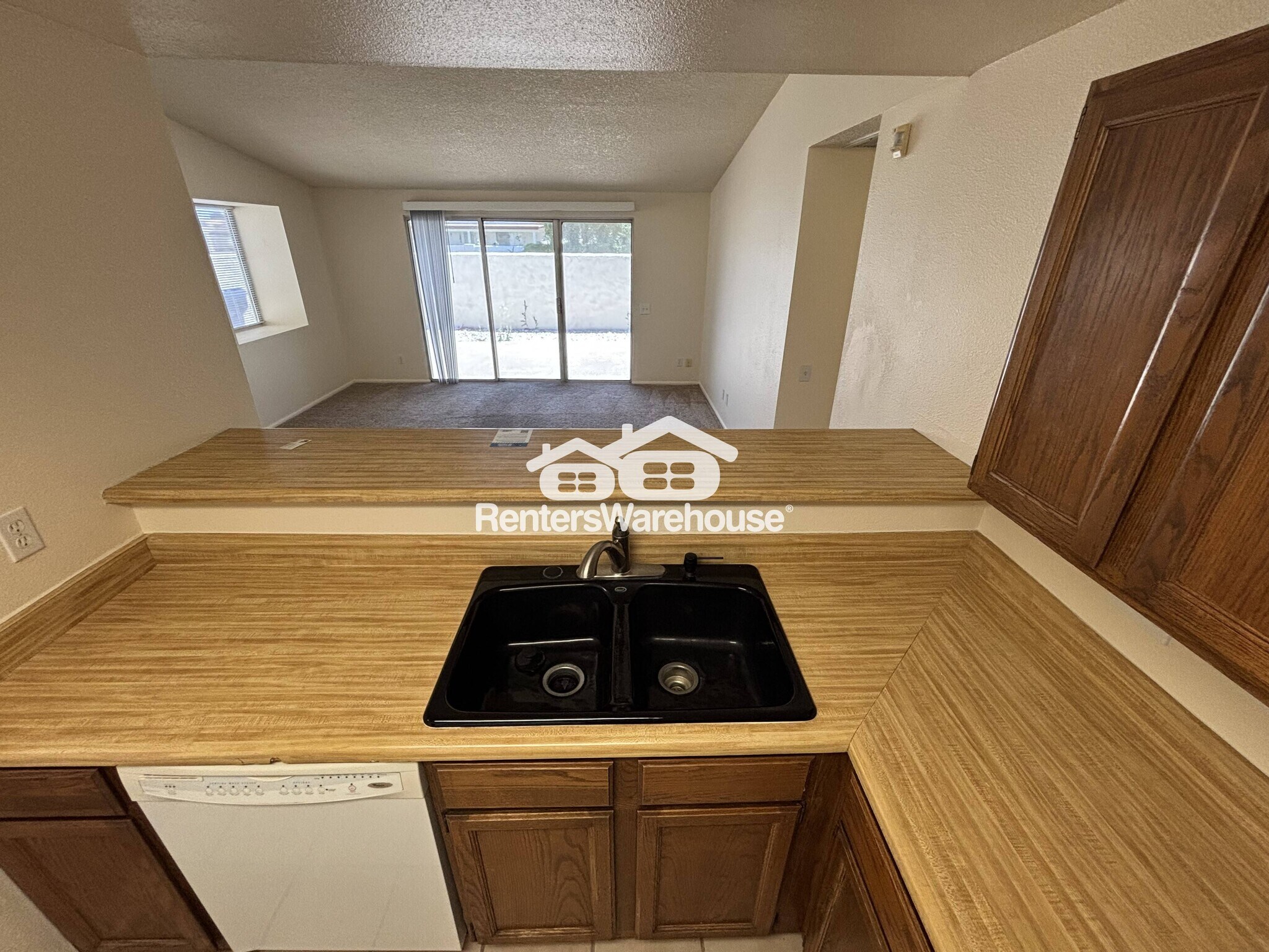 Building Photo - 2126 N Villas Ln