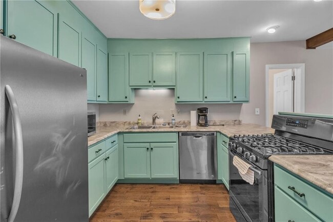 Building Photo - 225 S Park St