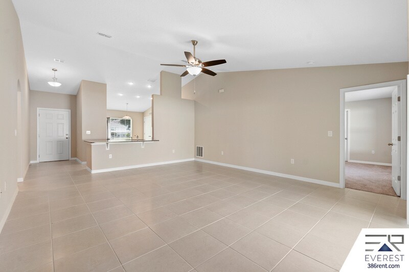 Building Photo - 23 Ryding Ln