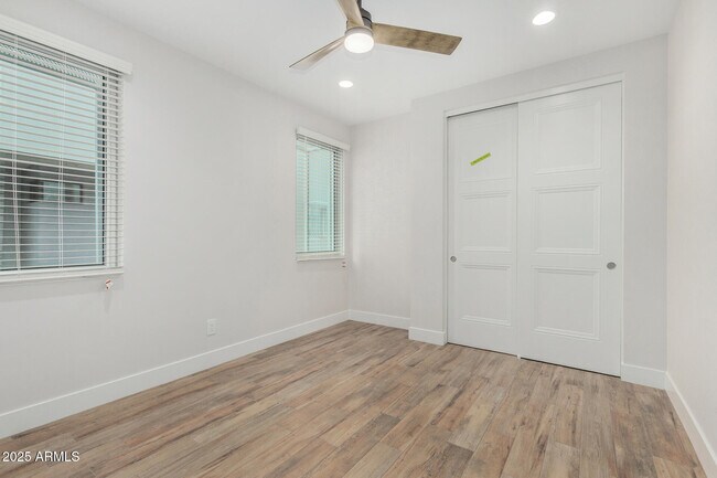 Building Photo - 4525 N 40th St