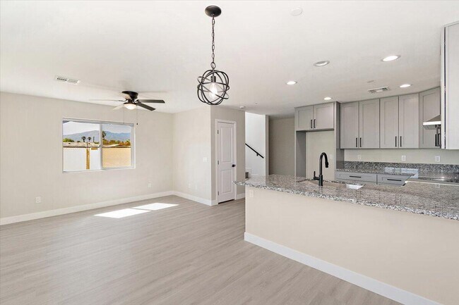 Building Photo - 66091 Cahuilla Ave