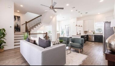 Building Photo - 2718 McGowen St