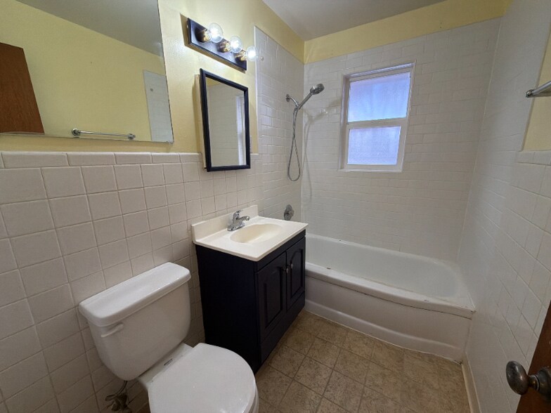 Building Photo - 1811 Remington St