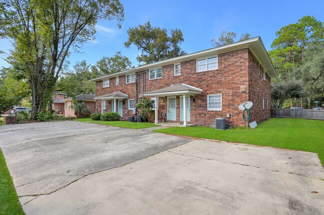 Building Photo - 3 Berkley Plz