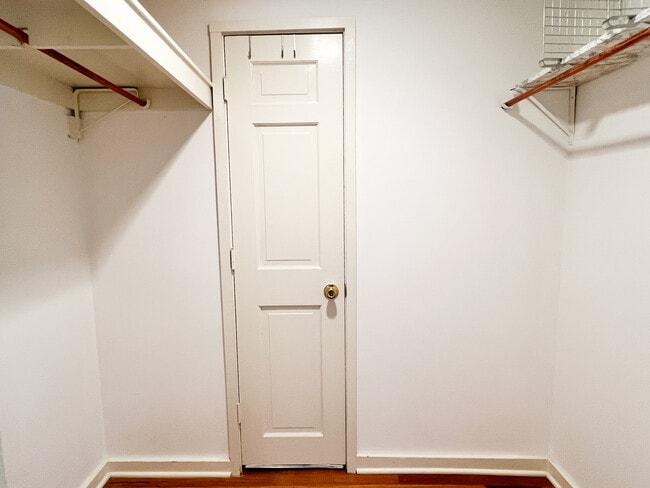 Building Photo - 133 Boston Post Rd