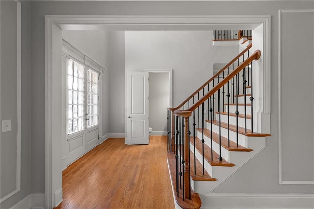 Building Photo - 110 Arden Pl