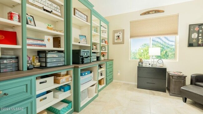 Building Photo - Beautiful Home!