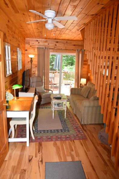 Building Photo - 139 Alan A Dale Dr